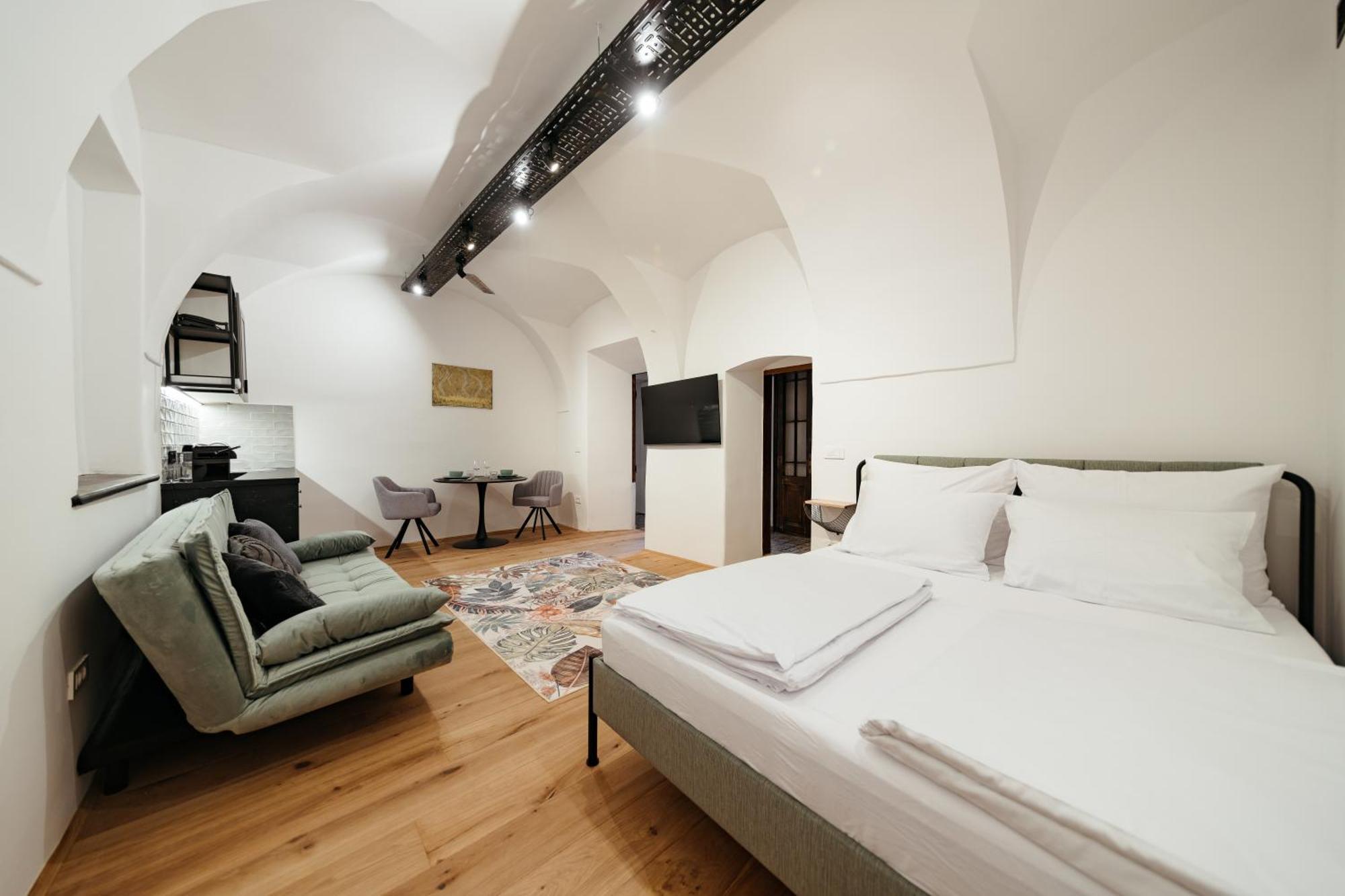 Main Square Apartments & Rooms Maribor Exterior foto